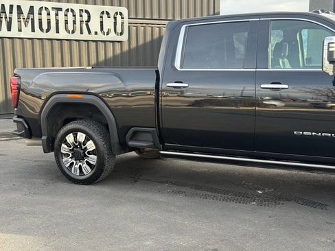 Used 2024 GMC Sierra 3500 Denali w/ Denali Reserve Package AWD/4WD image 6
