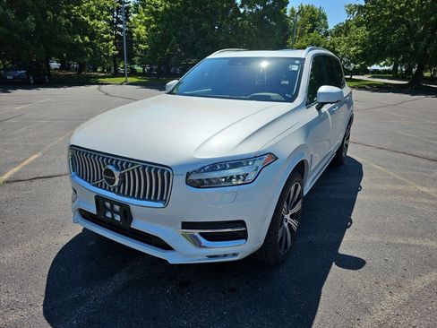 Used 2022 Volvo XC90 T6 Inscription w/ Advanced Package AWD/4WD image 2