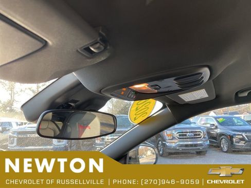 New 2026 Chevrolet Trax RS w/ Sunroof Package FWD image 22