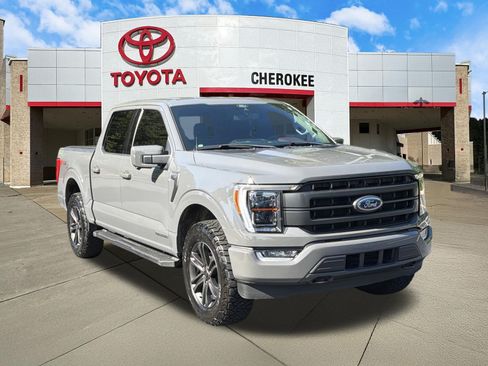 Used 2021 Ford F150 Lariat w/ Equipment Group 502A High AWD/4WD image 3
