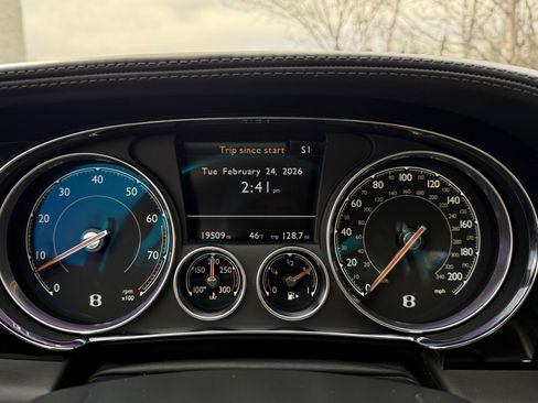 Used 2017 Bentley Continental GT image 36