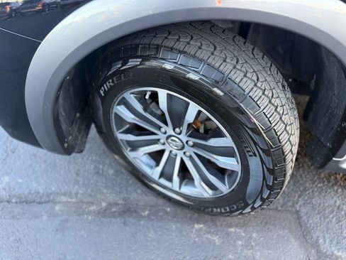 Used 2020 Nissan Armada SL w/ Premium Package image 57