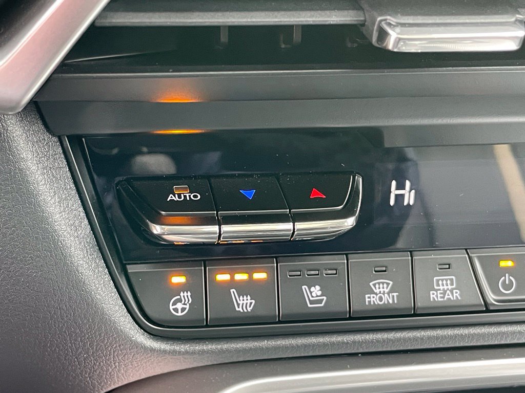 Used 2025 MAZDA CX-70 Plug-In Hybrid w/ Premium Plus AWD/4WD image 26