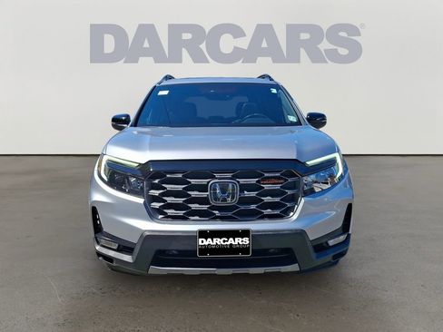 Used 2022 Honda Passport TrailSport image 2