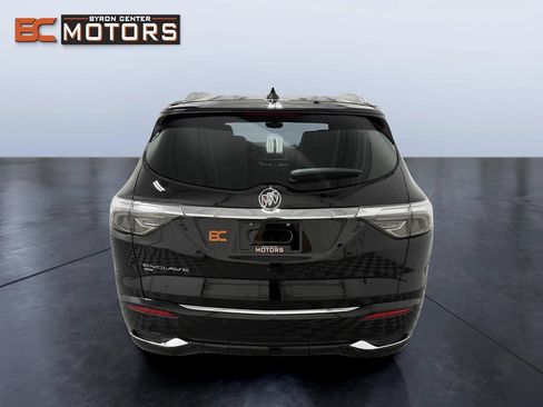 Used 2024 Buick Enclave Avenir w/ Avenir Technology Package AWD/4WD image 5