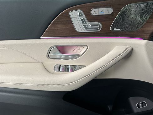 New 2026 Mercedes-Benz GLS 450 4MATIC image 23