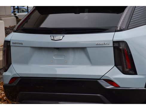 New 2026 Cadillac Optiq Sport 2 w/ LPO, Floor Liner Package AWD/4WD image 26