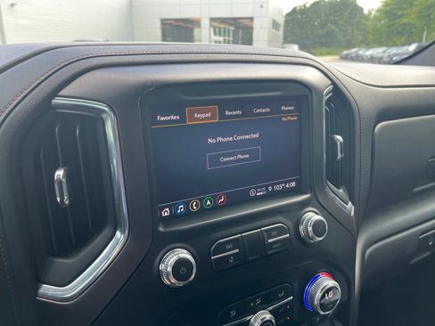 Used 2022 GMC Sierra 1500 AT4 w/ AT4 Premium Package AWD/4WD image 25
