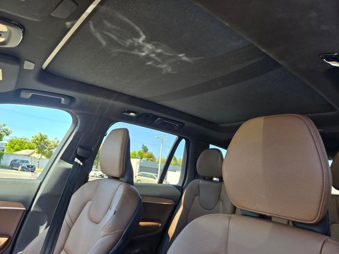 Used 2024 Volvo XC90 T8 Plus image 18