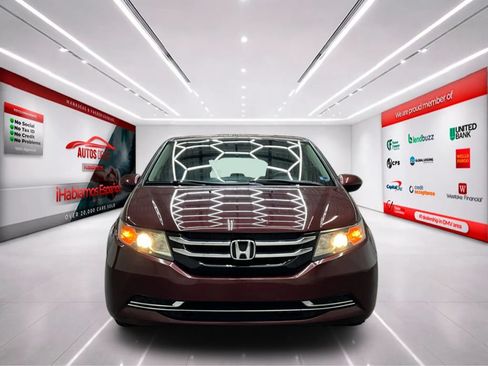 Used 2017 Honda Odyssey EX-L image 2