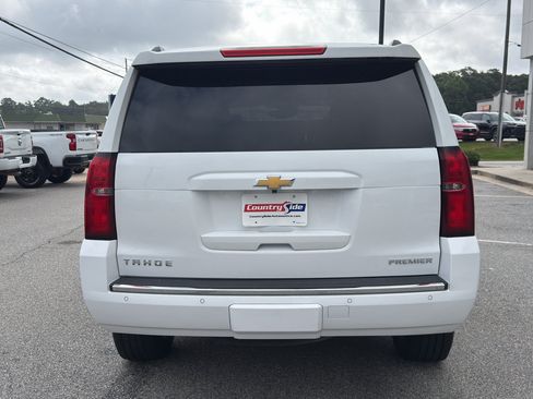 Used 2019 Chevrolet Tahoe Premier RWD image 8