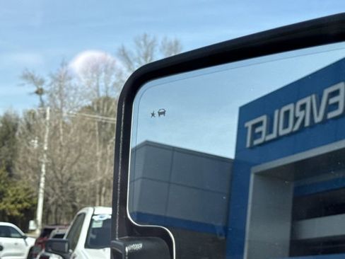 Certified 2025 Chevrolet Silverado 2500 LT w/ Z71 Chrome Sport Edition image 34