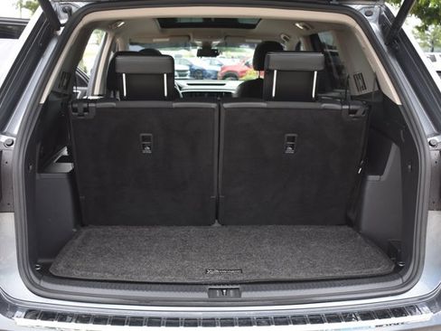 Used 2021 Volkswagen Atlas SEL Premium AWD/4WD image 19