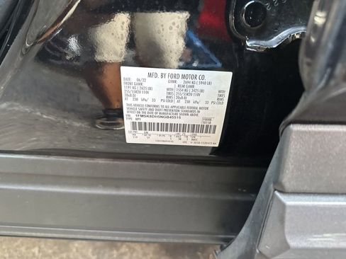 Used 2022 Ford Explorer XLT w/ Equipment Group 202A image 14