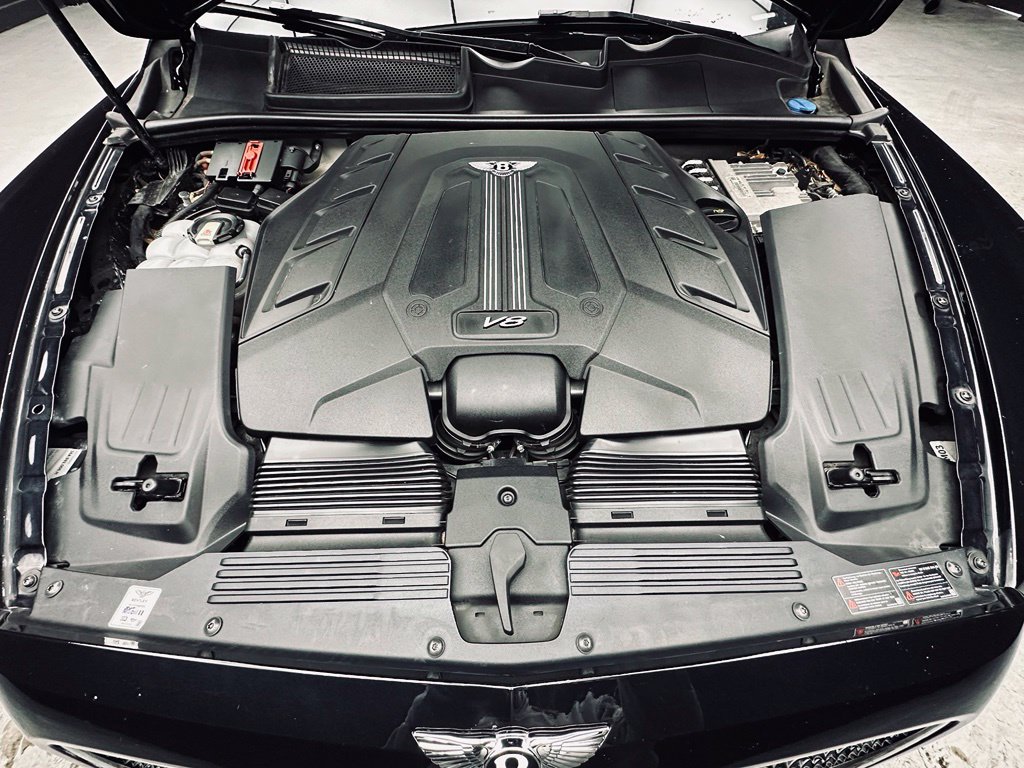 Used 2019 Bentley Bentayga AWD/4WD image 44
