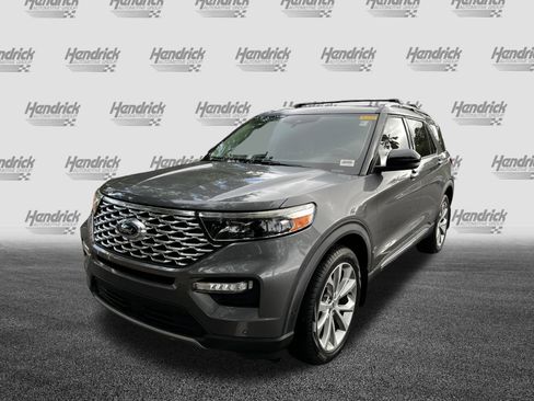 Used 2021 Ford Explorer Platinum w/ Equipment Group 601A AWD/4WD image 5