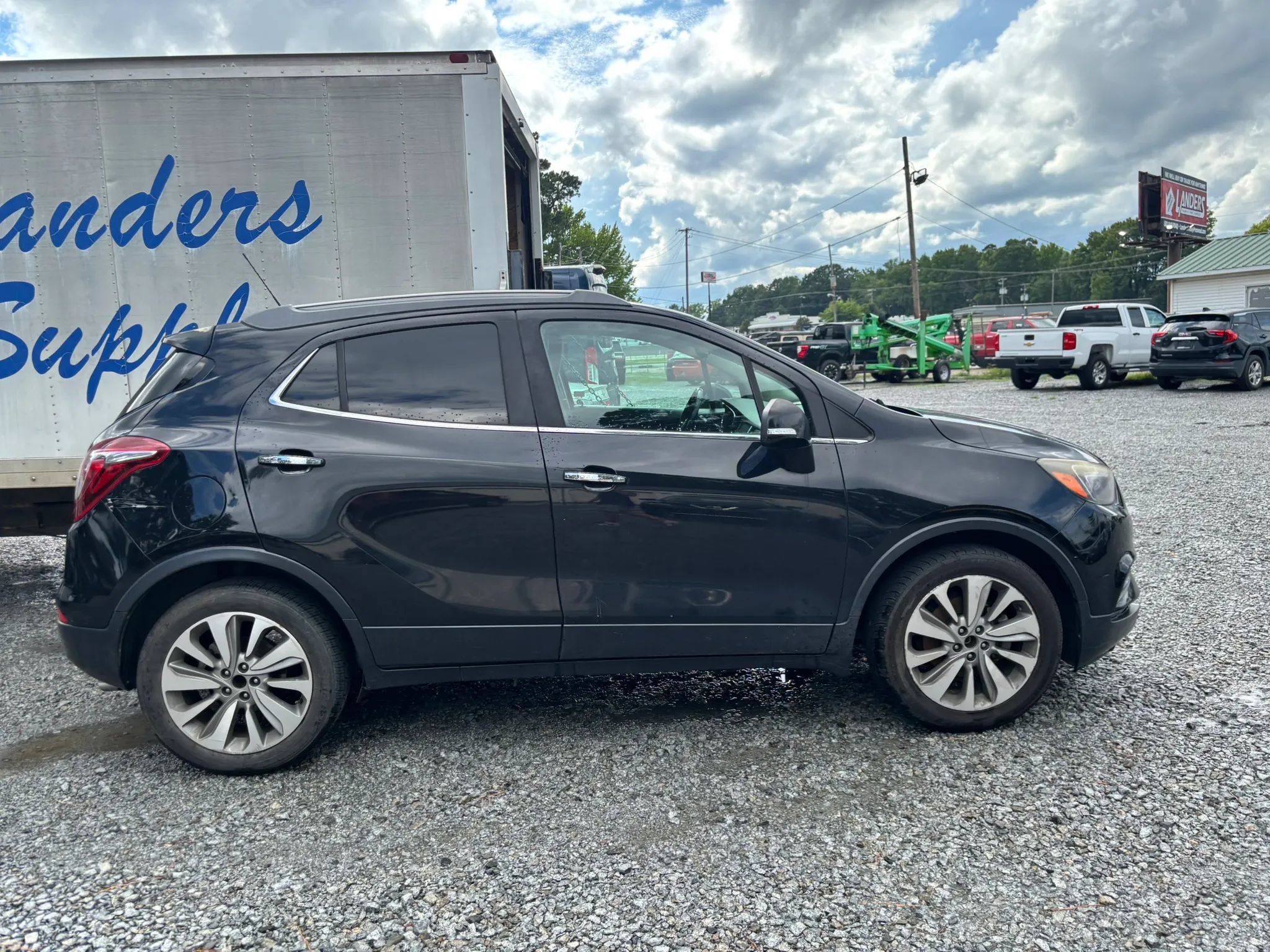 Used 2018 Buick Encore Preferred FWD image 5
