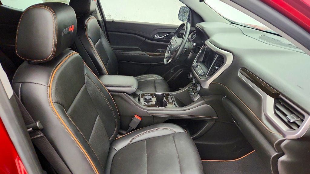 Used 2023 GMC Acadia AT4 w/ Technology Package AWD/4WD image 26
