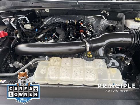 Used 2023 Ford Expedition XLT AWD/4WD image 35