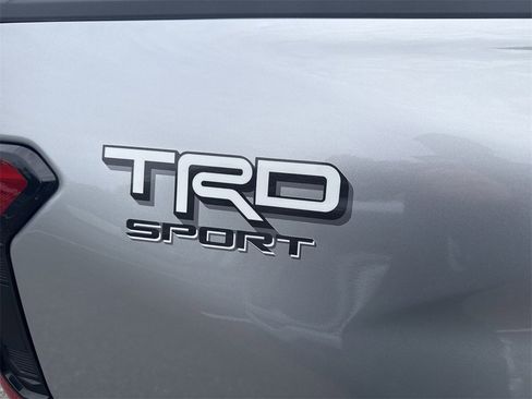 Used 2024 Toyota Tacoma TRD Sport image 19