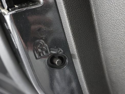 Used 2020 GMC Acadia Denali w/ Trailering Package image 48