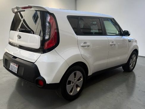 Used 2015 Kia Soul FWD image 6