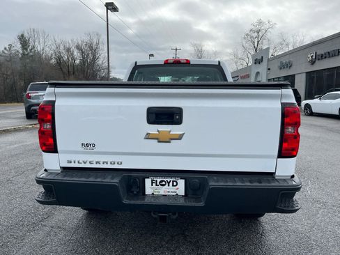 Used 2018 Chevrolet Silverado 1500 W/T w/ Trailering Package image 4