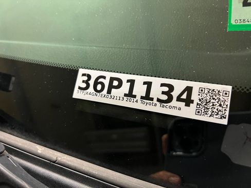 Used 2014 Toyota Tacoma PreRunner image 37