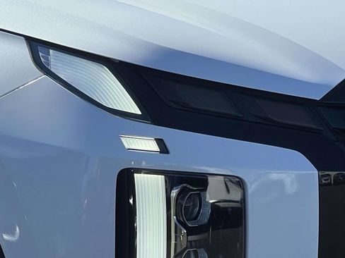 Used 2023 Hyundai Palisade SE image 8