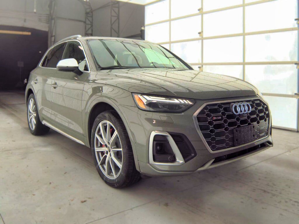 Used 2023 Audi SQ5 Prestige w/ Prestige Package AWD/4WD image 4