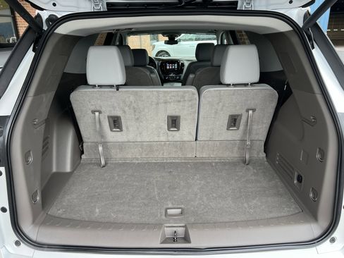 Used 2019 Chevrolet Traverse Premier AWD/4WD image 46