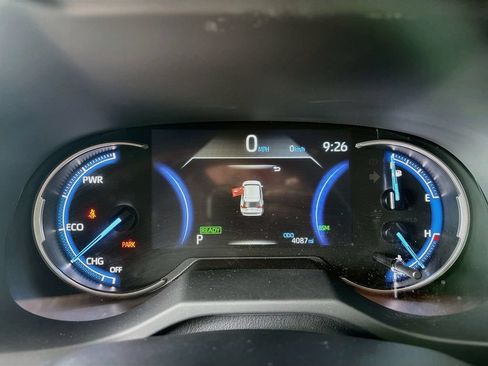 Certified 2025 Toyota RAV4 XLE w/ Weather Package AWD/4WD image 33