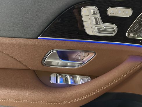 New 2026 Mercedes-Benz GLS 450 4MATIC image 10
