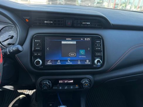Used 2024 Nissan Kicks SR FWD image 9