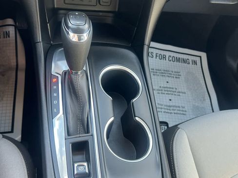 Used 2020 Chevrolet Equinox LT image 20