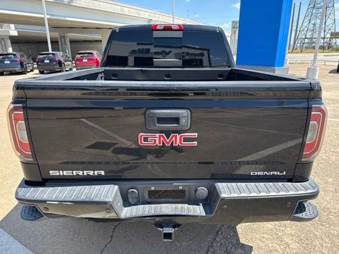 Used 2016 GMC Sierra 1500 Denali w/ Denali Ultimate Package AWD/4WD image 3