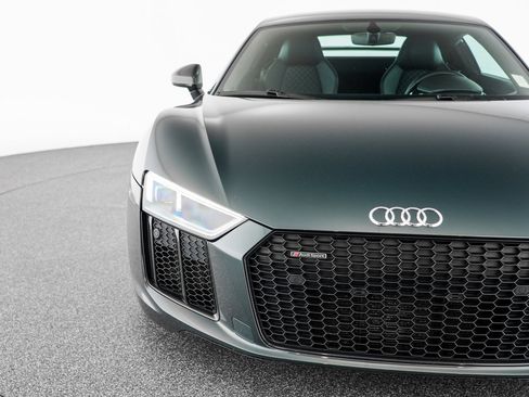 Used 2018 Audi R8 V10 plus AWD/4WD image 38