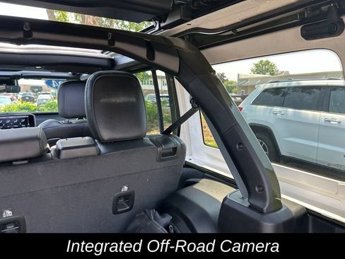 Used 2024 Jeep Wrangler Unlimited Sahara w/ Technology Group AWD/4WD image 40