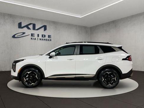 New 2026 Kia Sportage EX w/ EX Panorama Roof Package image 2