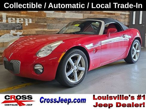 Used 2009 Pontiac Solstice Convertible w/ Preferred Package RWD image 2