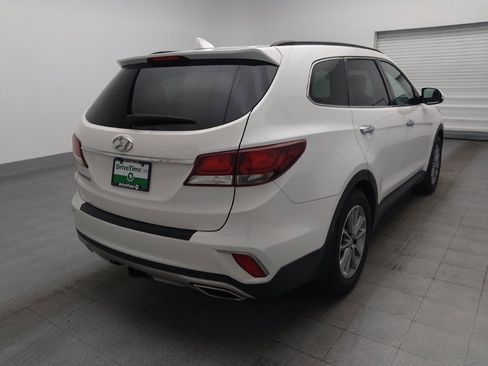 Used 2018 Hyundai Santa Fe SE w/ Cargo Package FWD image 9