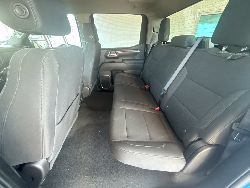 Used 2025 Chevrolet Silverado 1500 LT AWD/4WD image 46