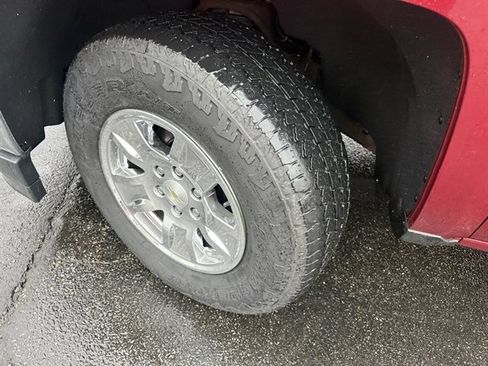 Used 2018 Chevrolet Silverado 1500 LT w/ All Star Edition image 15