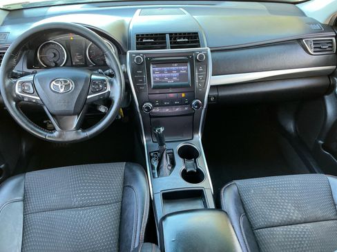 Used 2015 Toyota Camry SE image 18