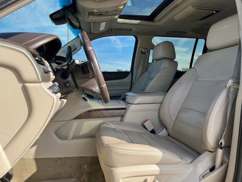 Used 2018 GMC Yukon XL Denali w/ Open Road Package image 12