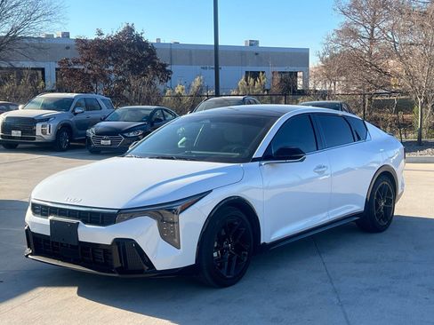 Used 2025 Kia K4 GT-Line Turbo image 5