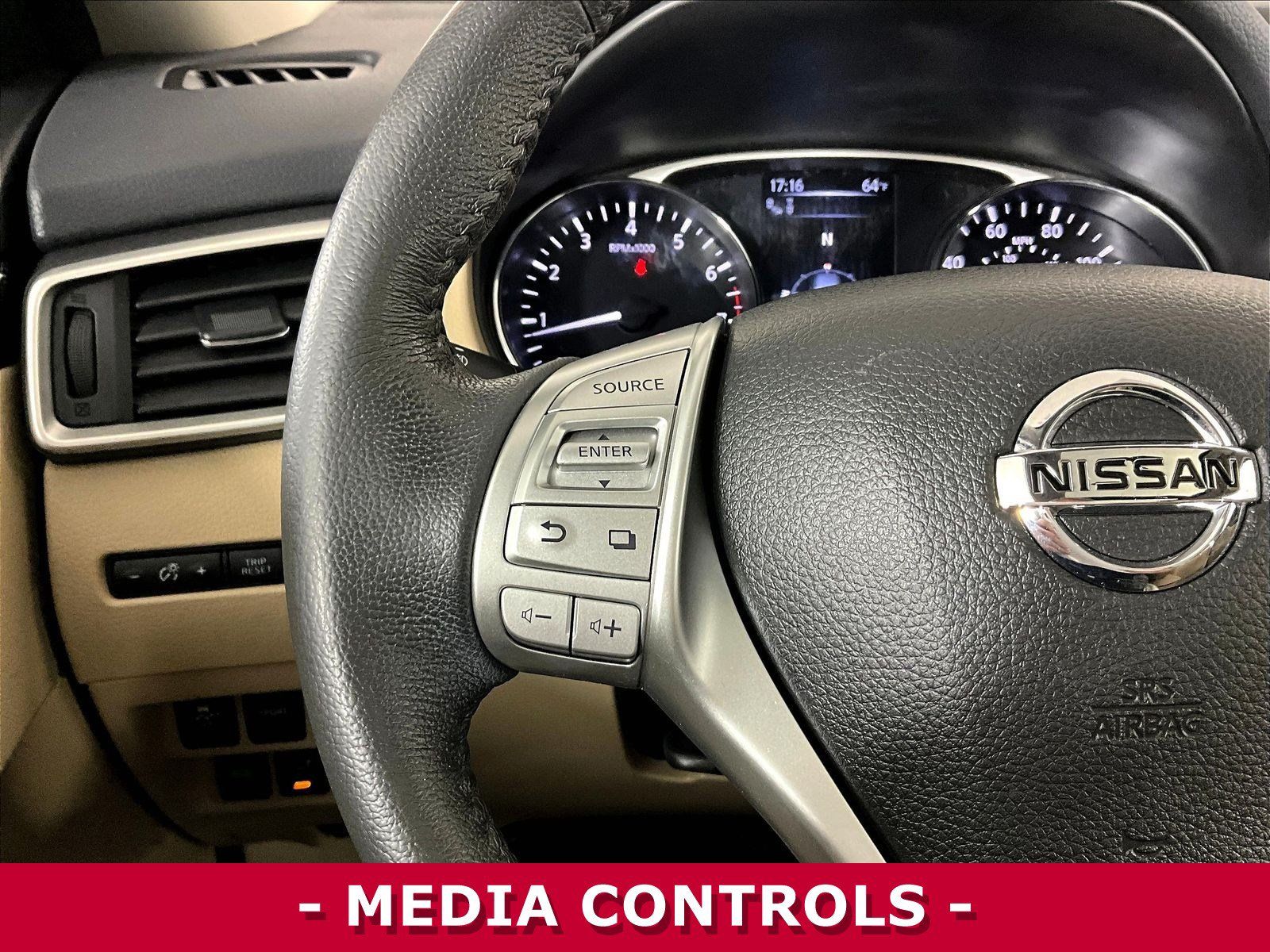 Used 2016 Nissan Rogue SL w/ SL Premium Package AWD/4WD image 11