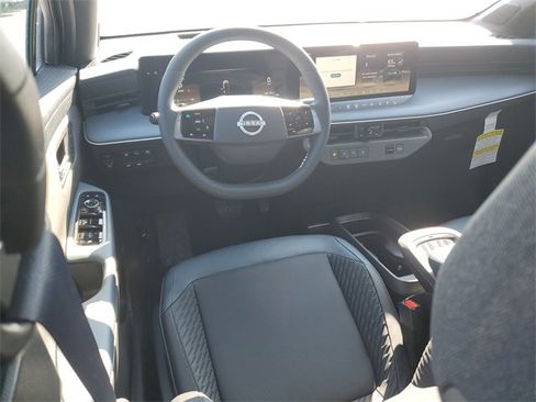 New 2026 Nissan Leaf Platinum+ w/ Cargo Package (Platinum+) image 12