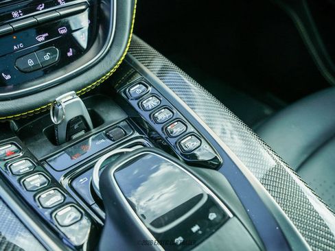Used 2021 Aston Martin DBX AWD/4WD image 62