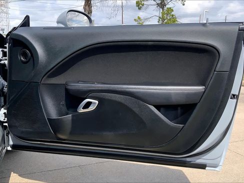 Used 2022 Dodge Challenger R/T w/ Blacktop Package image 19